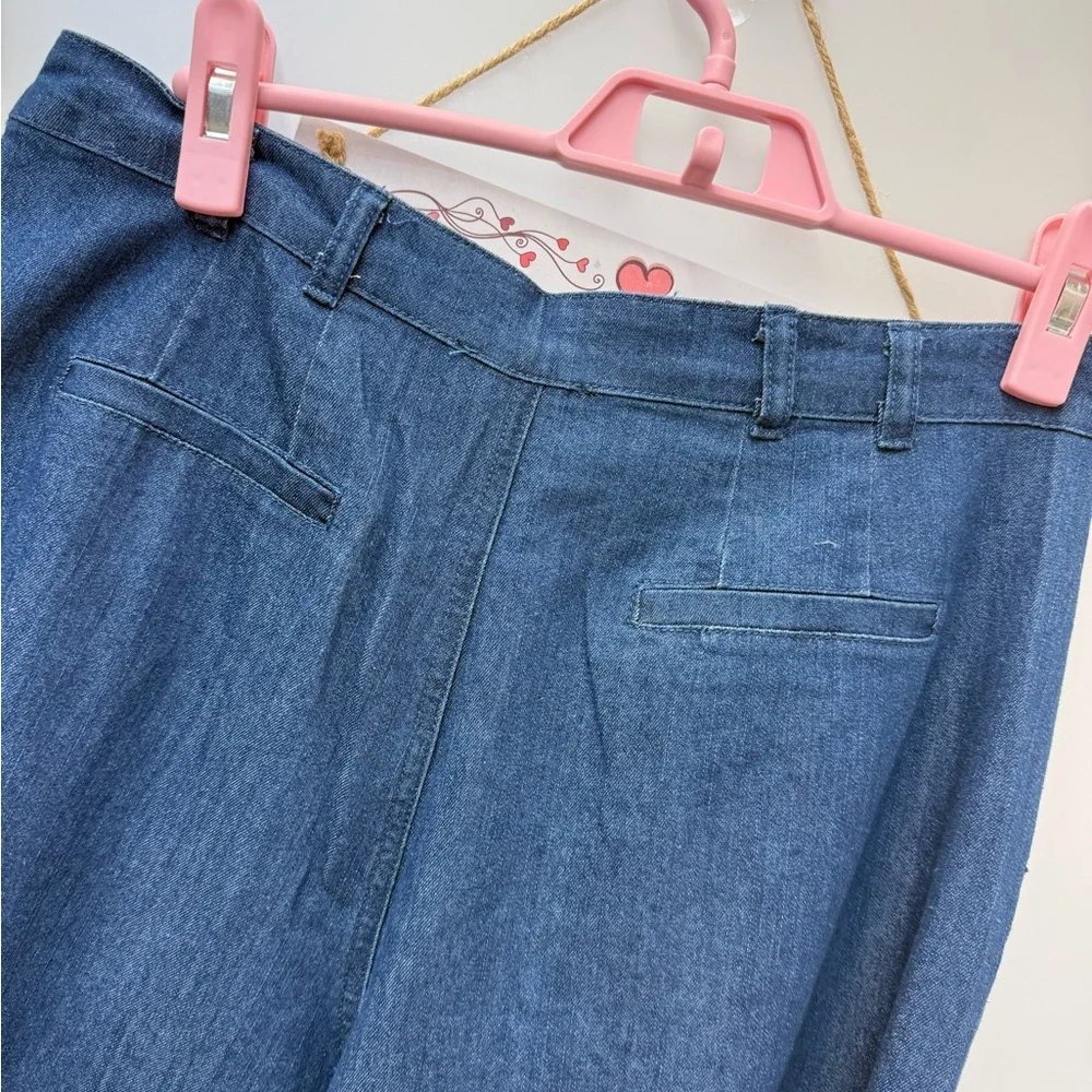 Pleated Wide Leg Chambray Pants – High Waist Lightweight Denim Pants - Picture 4 of 8